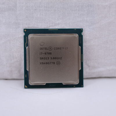 【通販センター】中古  Intel Core i7 9700 (1151/3.00GHz/12M/C8/T8) 140316 