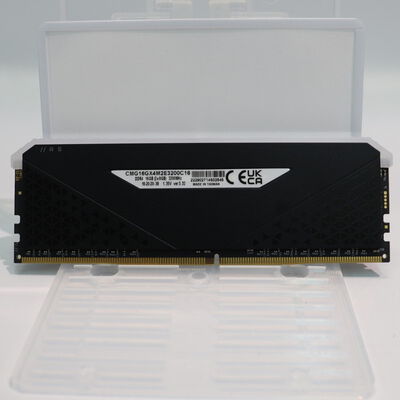【札幌店】中古  PC4-25600 8GB デスクトップ用(DDR4-3200) 140727 