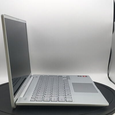 【佐賀南部バイパス店】中古  FUJITSU LIFEBOOK FMVM55J3S(Ryzen 5 7520U/16GB/SSD256GB/オンボード/14/1920x1200/W11H) 5250001162 