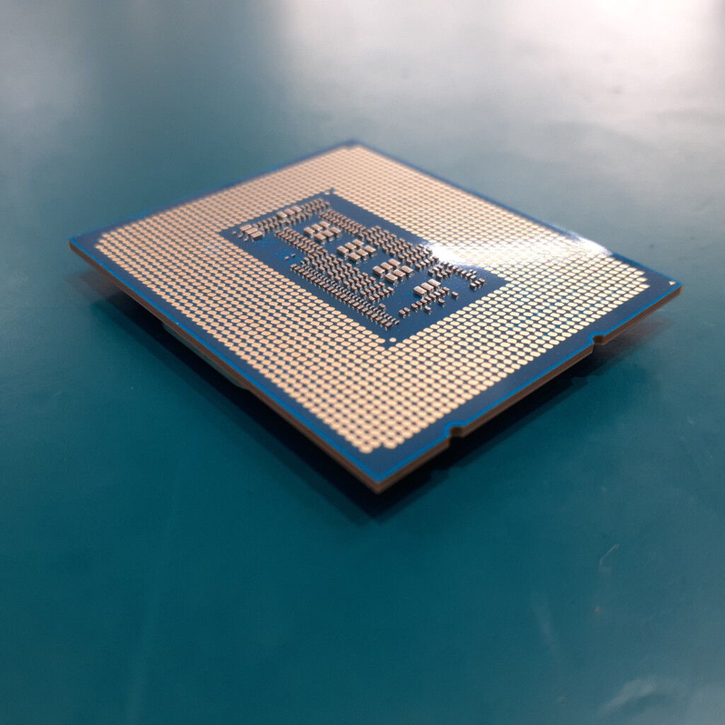 中古 INTEL Core i7 14700KF (1700/3.4G/33M/C20/T28) 160701 （329794