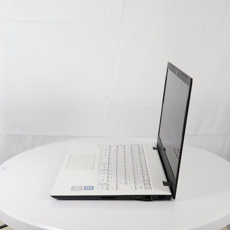 中古 NEC LAVIE Home Mobile HM350/PAW PC-HM350PAW(Intel Core i3