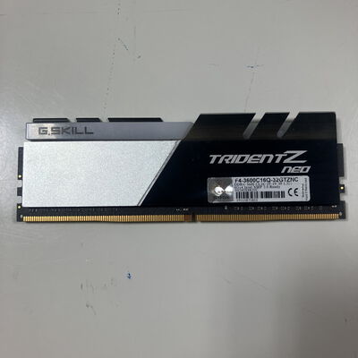 【大宮店】中古  PC4-28800 8GB デスクトップ用(DDR4-3600) 140733 