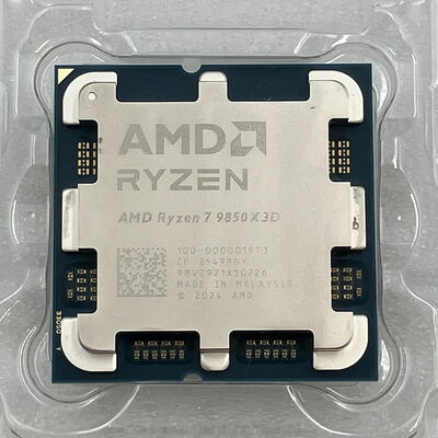 【新潟店】中古  AMD Ryzen 7 9850X3D (AM5/4.7/104M/C8/T16/120W) 188690 