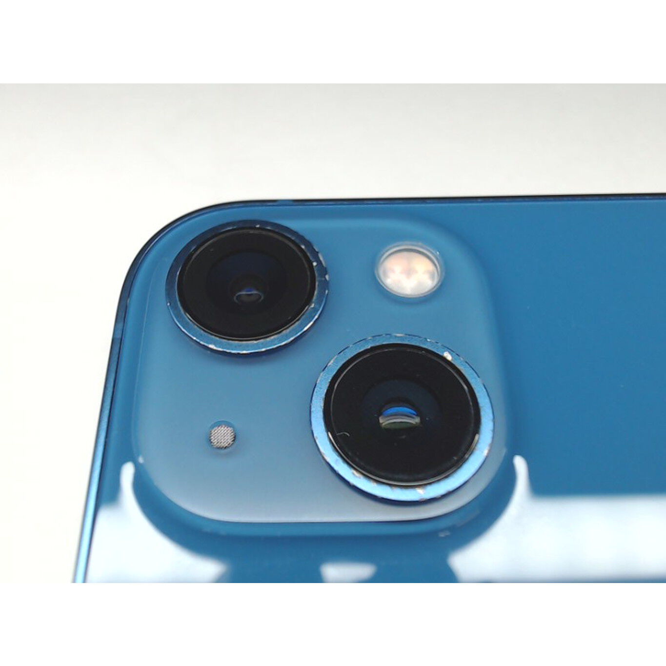 中古 【docomo版SIMフリー】Apple iPhone13 6.1インチ 128GB (ブルー