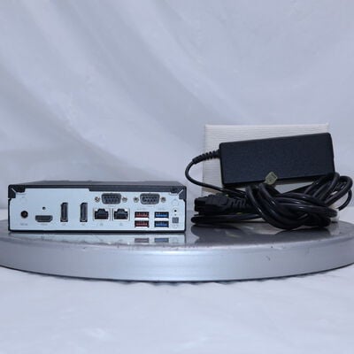 【通販センター】中古  Shuttle Shuttle XPC DH370(Intel Core i7 8700/16GB DDR4 (PC4)/SSD1TB/なし/オンボード/W11H64 MAR) 204720 