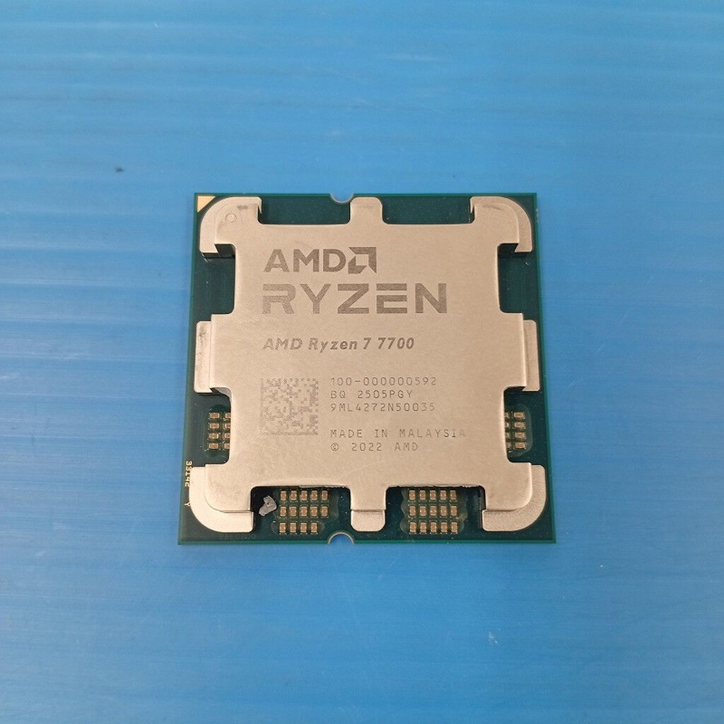中古 AMD Ryzen 7 7700 (AM5/3.8GHz/40M/C8/T16/65W) 1460024624
