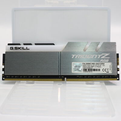 【札幌店】中古  PC4-25600 16GB デスクトップ用 140728 