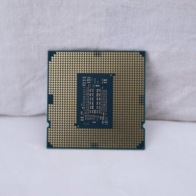 【通販センター】中古  INTEL Core i3 10105 (1200/3.7G/6M/C4/T8) 145174 