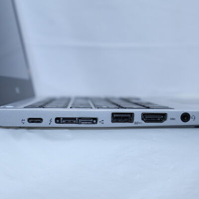 【通販センター】中古  NEC VersaPro タイプVB PC-VKM17BZG4 (Core i5 8350U/8GB/SSD256GB/-/オンボード/12.5/1366x768/Wi-Fi/WEBCAM/W11H64 MAR) 186208 