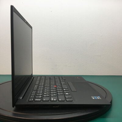 【佐賀南部バイパス店】中古  Lenovo Thinkpad X1(i7-1185G7/32GB/SSD512GB/W11P) 5250001538 