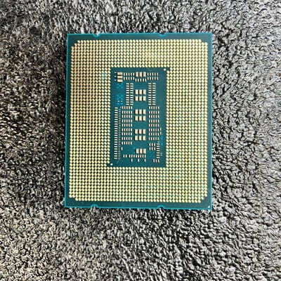 【熊本浜線店】中古  INTEL Core i7 14700F (1700/2.1G/33M/C20/T28) 162951 