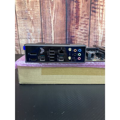 【富士青葉店】中古  ASUS TUF GAMING B650-PLUS WIFI(B650 AM5 ATX DDR5) 5070001188 