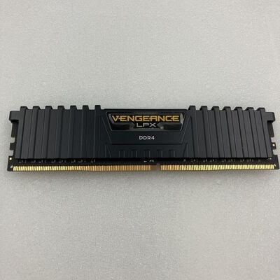 【新潟店】中古  PC4-21300 8GB デスクトップ用 126165 