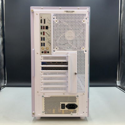 【熊本浜線店】中古  オリジナルPC オリジナルPC (AMD Ryzen 7 9700X/32GB/SSD2TB/なし/GeForce RTX5070) 5370001379 