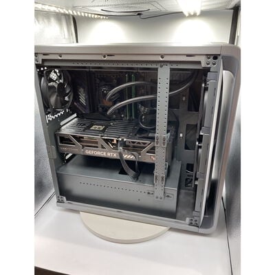 【水戸赤塚店】中古  GALLERIA XMR9A-R59-GD(Ryzen 9 9900X3D/32GB/SSD2TB/なし/RTX5090 32GB/W11H) 4680002716 