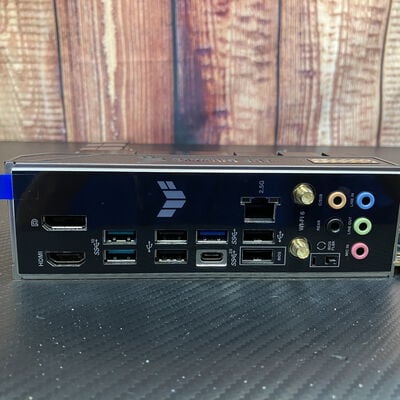 【富士青葉店】中古  ASUS TUF GAMING B650M-PLUS WIFI(B650 AM5 mATX) 5070001304 