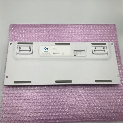 【水戸赤塚店】中古  ﾛｼﾞｸｰﾙ G913-TKL-TCWH (無線 RGB ｹﾞｰﾐﾝｸﾞｷｰﾎﾞｰﾄﾞ) 4680002362 