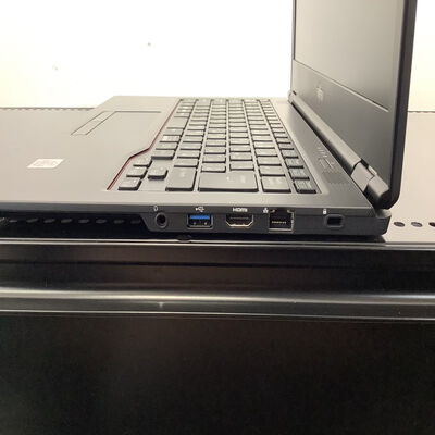 【堺七道店】中古  FUJITSU LIFEBOOK U7410 (INTEL Core i5 10310U 1.7GHz/16GB/SSD256GB/-/オンボード/14/1366x768/Wi-Fi/WEBCAM/W11H64/Microsoft Office Home and Business 2024付) 180536 