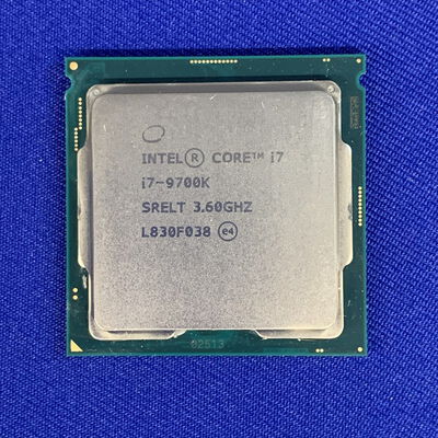 【横浜駅前店】中古  INTEL Core i7 9700K (1151/3.60GHz/12M/C8/T8) 138481 