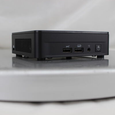 【通販センター】中古  Intel NUC12WSK 181385 
