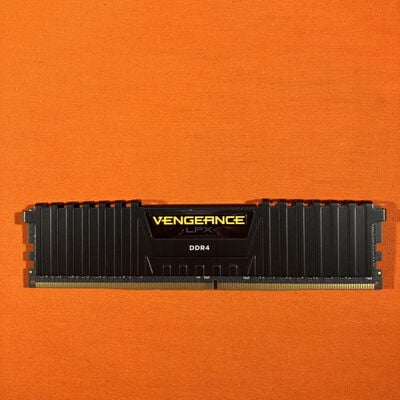 【なんば店】中古  PC4-25600 16GB デスクトップ用 140728 