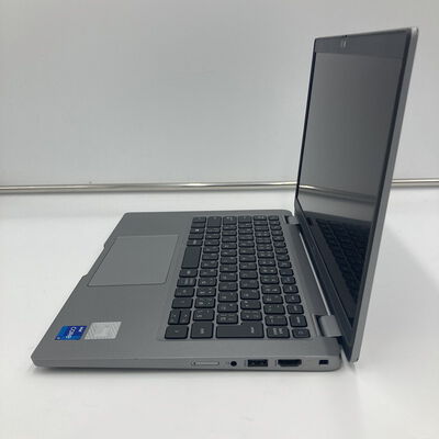 【白山FM松任店】中古  DELL Latitude 5320 (Intel Core i7 1185G7 3.0GHz/16GB/SSD256GB/-/-/13.3/1920x1080/Wi-Fi/WEBCAM/W11H64) 176585 