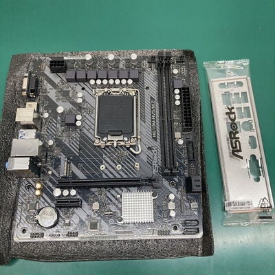 【浦添城間店(沖縄)】中古  ASRock H610M-HVS/M.2 R2.0 (H610 1700 mATX DDR4) 4780001298 