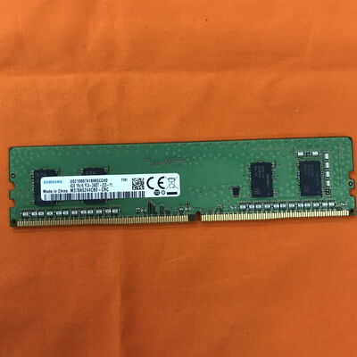 【なんば店】中古  PC4-19200 4GB デスクトップ用 126162 