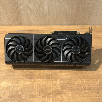 【姫路店】中古  ASUS PRIME-RTX5070-O12G (RTX5070 12G) 176900 
