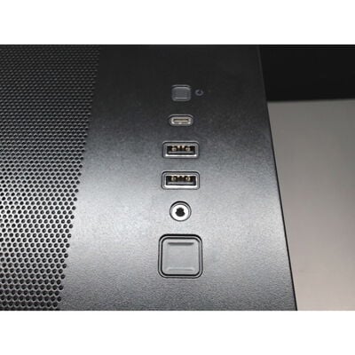 【前橋ｲﾝﾀｰｱｶﾏﾙ店】中古  自作PC(Ryzen 7 9800X3D/32GB/SSD2TB/OS無し) 4540002164 