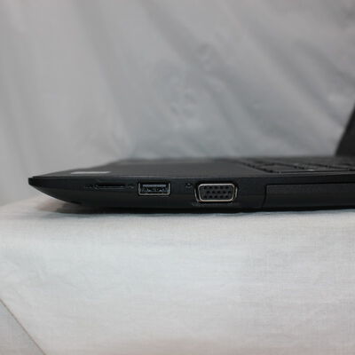 【通販センター】中古  DELL Vostro 3590(Intel Core i5 10210U 1.60GHz/16GB DDR4/SSD256GB/-/オンボード/15.6/1920x1080/GbE/Wi-Fi/WEBCAM/W11P/VBT) 197871 