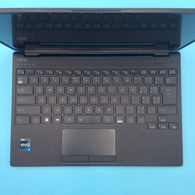 【秋葉原本店】中古  FUJITSU LIFEBOOK UH90/H1(i7-1360P/16GB/SSD512GB/W11H) 3410011962 