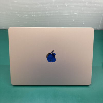 【浦添城間店(沖縄)】中古  MacBook Air 13インチ  MC7W4JA/A（Apple M2[CPU8C/GPU8C] /16GB/256GB スターライト 3290006993 