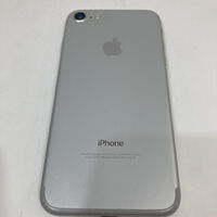 中古  【docomo】 iPhone7 4.7インチ 128GB (シルバー) MNCL2J/A 132393 