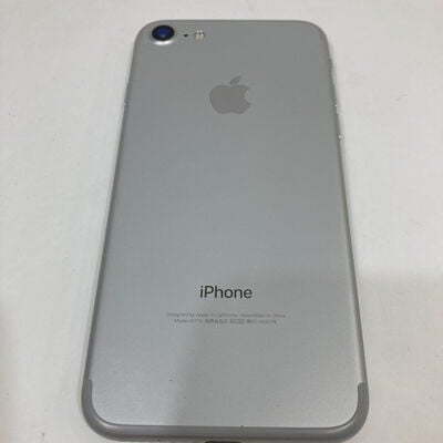 【神戸・三宮店】中古  【docomo】 iPhone7 4.7インチ 128GB (シルバー) MNCL2J/A 132393 