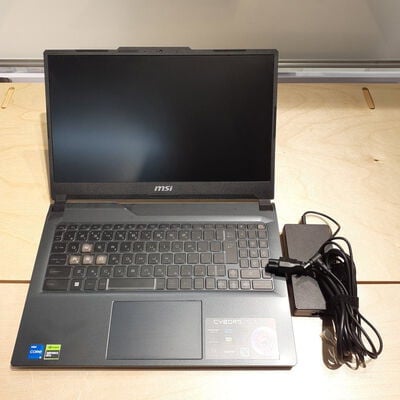 【鹿児島店】中古  MSI CYBORG 15 A12U(i5-12450H/16GB/SSD500GB/RTX3050/W11H) 4700000938 