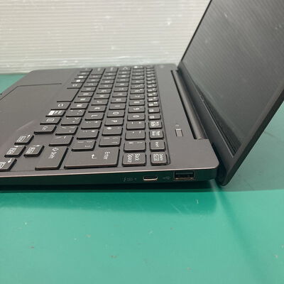 【浦添城間店(沖縄)】中古  FUJITSU CH75/G3(i5-1240P/8GB/SSD512GB/13FHD/W11H) 4780001673 