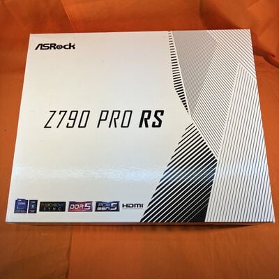 【なんば店】中古  ASRock Z790 Pro RS (Z790 1700 ATX DDR5) 183208 