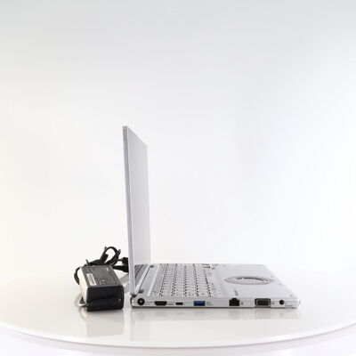 【秋葉原本店】中古  Panasonic　CF-QV(i7-10810U/16GB/SSD512GB/W10P) 3410015743 