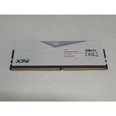 【前橋ｲﾝﾀｰｱｶﾏﾙ店】中古  XPG AX4U32008G16A PC4-25600 8GB デスクトップ用(DDR4-3200　1枚) 4540002176 