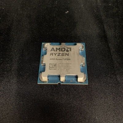 【横浜駅前店】中古  AMD Ryzen 7 8700G (AM5/4.2GHz/24M/C8/T16/65W) 166430 