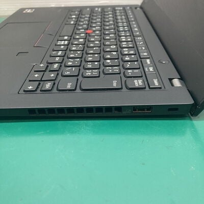 【浦添城間店(沖縄)】中古  ThinkPad X13 Gen1(Ryzen 5 PRO 4650U/8GB/SSD250GB/W11P) 4780001490 