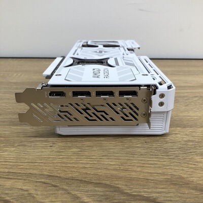 【津ラッツ店】中古  ASRock RX9070XT SL 16G Steel Legend 16GB (RX9070XT 16G) 176937 