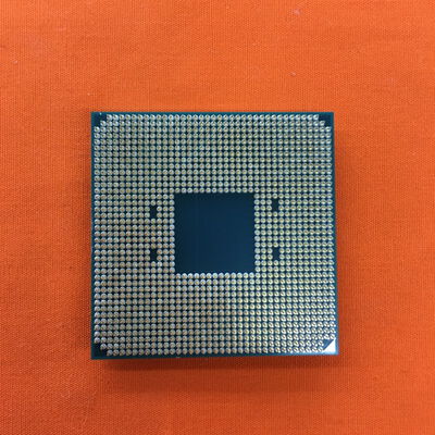 【なんば店】中古  AMD Ryzen 9 3900XT (AM4/3.8/70M/C12/T24/105W) 143144 