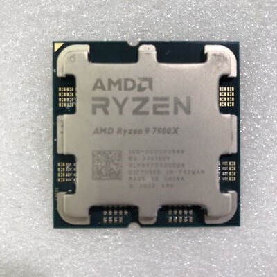 【甲府飯田店】中古  AMD Ryzen 9 7900X (AM5/4.7GHz/76M/C12/T24/170W 152462 