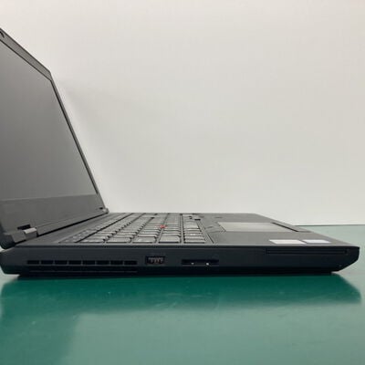 【神戸・三宮店】中古  Lenovo ThinkPad P52　20MAS12700 (Core i7 8750H/16GB/SSD512GB/-/NVIDIA Quadro P1000 4GB/15.6ｲﾝﾁ/1920x1080/Wi-Fi/WEBCAM/W11H64) 176658 