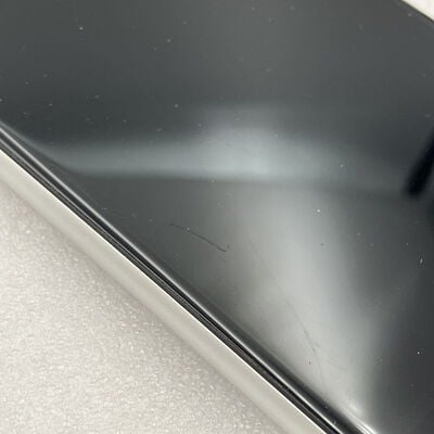 【新潟店】中古  【docomo】Apple iPhoneSE 4.7インチ (第2世代/2020) 64GB (ホワイト) MX9T2J/A 142464 