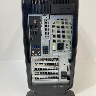 【神戸・三宮店】中古  DELL Alienware Aurora R8(i9 9900K/32GB/SSD2TB/HDD2TB+2TB/RTX2080Ti/W10H) 3430005923 