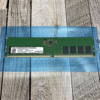 【広島店】中古  PC5-44800 16GB デスクトップ用(DDR5-5600) 149153 