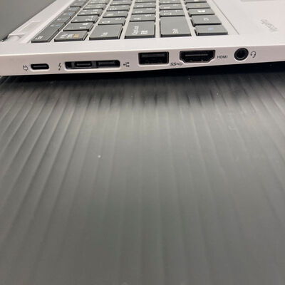 【静岡東瀬名店】中古  NEC VersaPro タイプVB　PC-VKM17BZG4 (Core i5 8350U/8GB/SSD256GB/-/オンボード/12.5ｲﾝﾁ/1366x768/Wi-Fi/WEBCAM/W11H64) 176663 